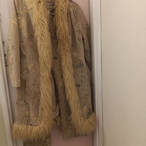 COPY - Y2K Penny Lane Faux Fur Suede Long Floral Jacket City Chic Tan Beige Medi